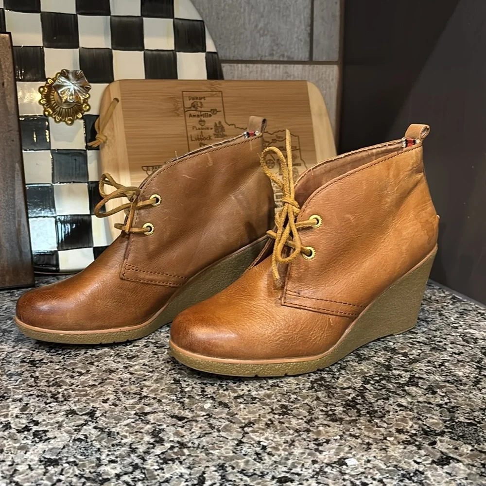 Sperry Top-Sider Harlow Brown Wedge Bootie Size 7 1/2